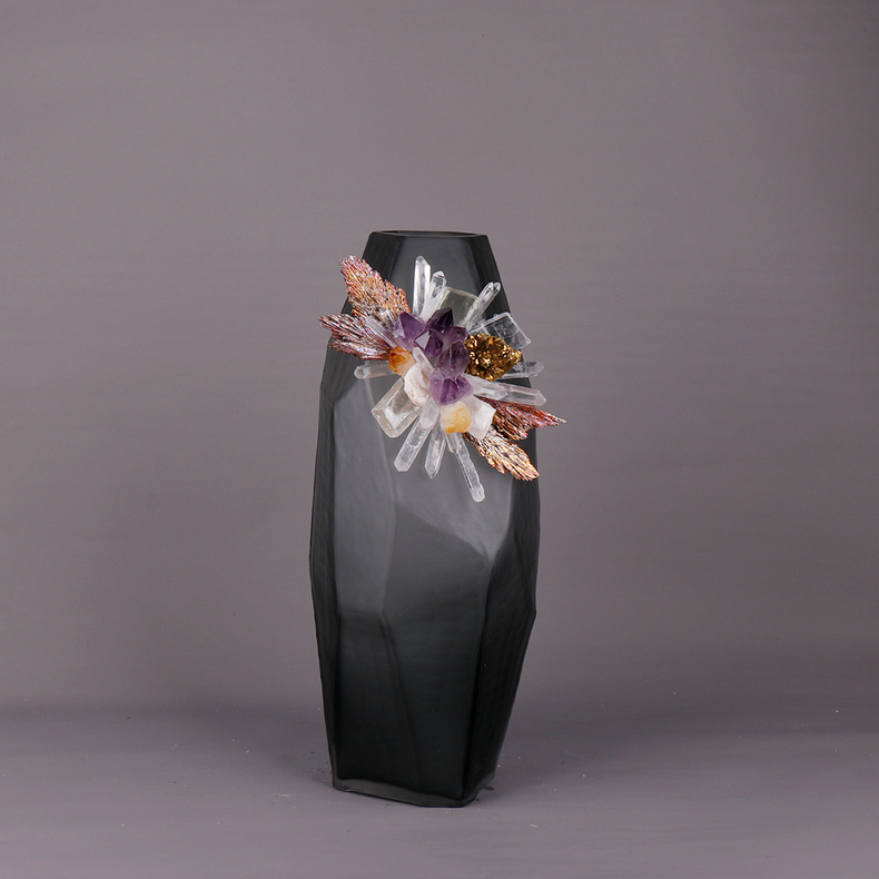 Exquisite irregular Uniquely Shaped Flowers Vase