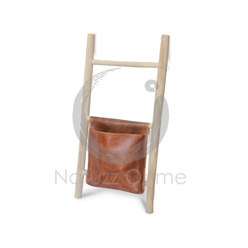 Kuno Magazine Rack