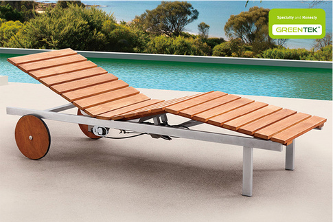 Outdoor Sun Lounger with Roller