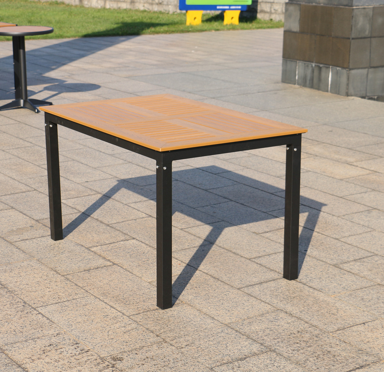 Outdoor Simple Table   SC-059