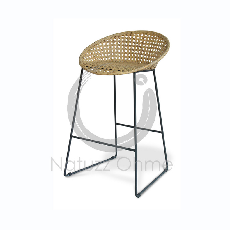 Sukila Counter Stool