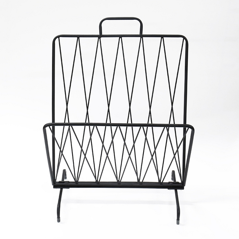 Foldable metal wire magazine newspaper diaplay rack with handle