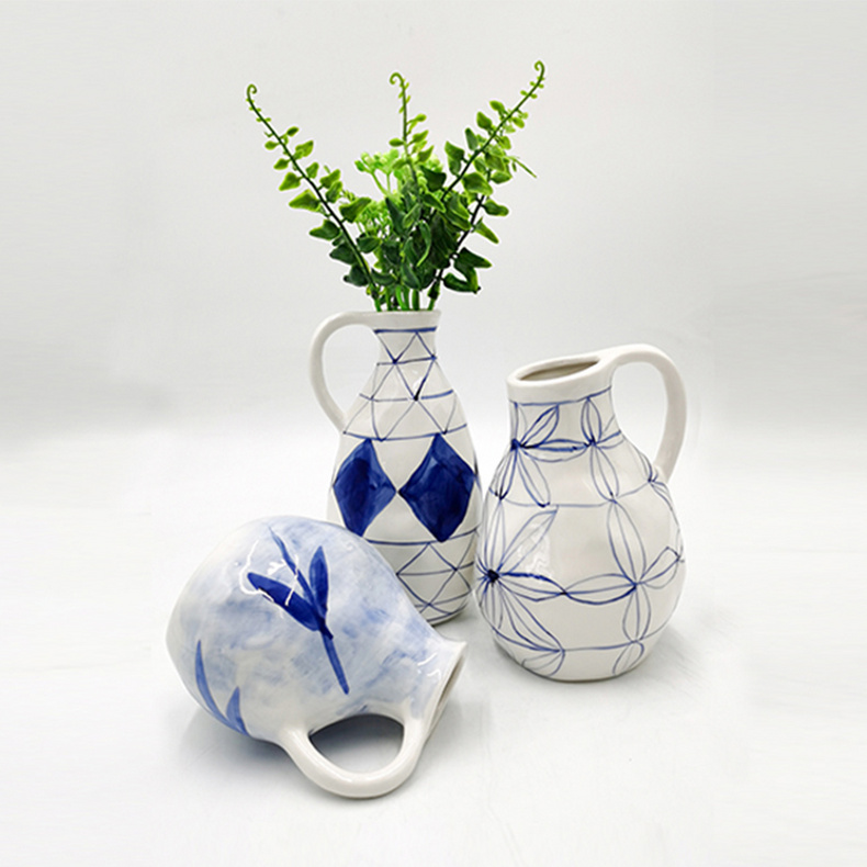 Ceramic Vase With Hanger