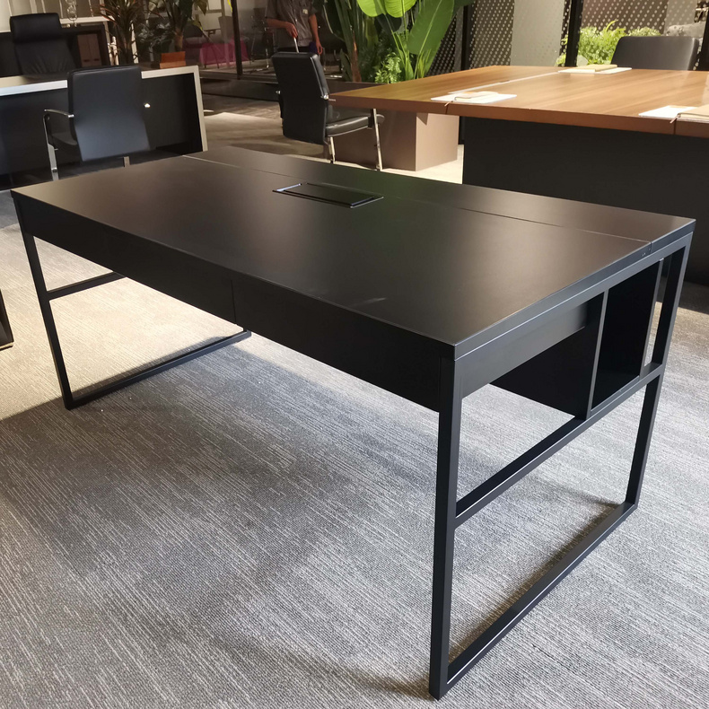 Office table