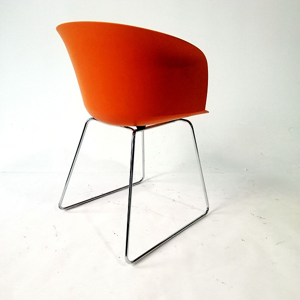 Design fashion style plastic seat chairs with metal leg for dining room and living room