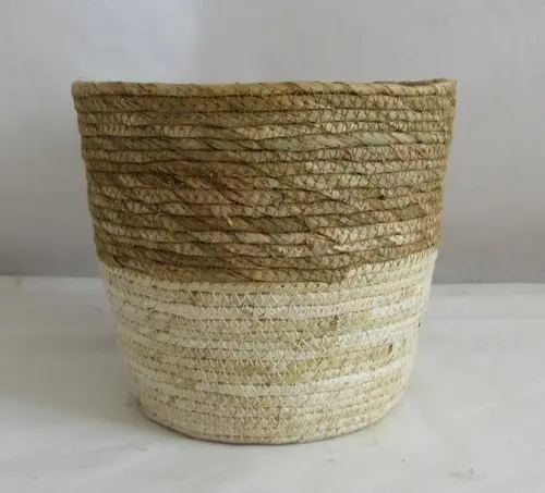 basket woven by rush grass and corn bran
