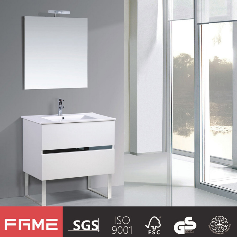 White MDF Lacquer Mirrored Ceramic Sink Bathroom Cabinets MF-1502