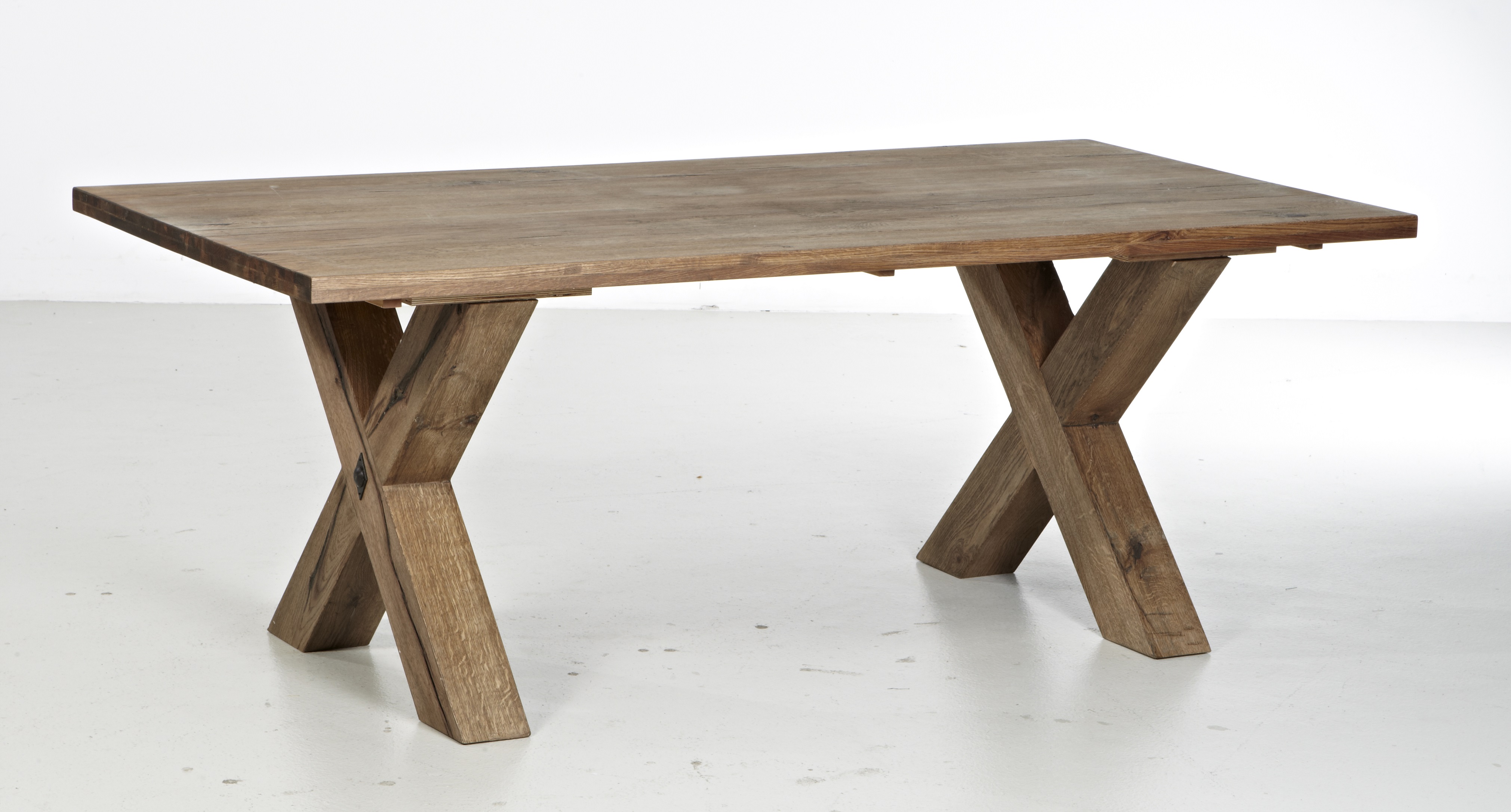 TRAVERS Dining Table/ Bench