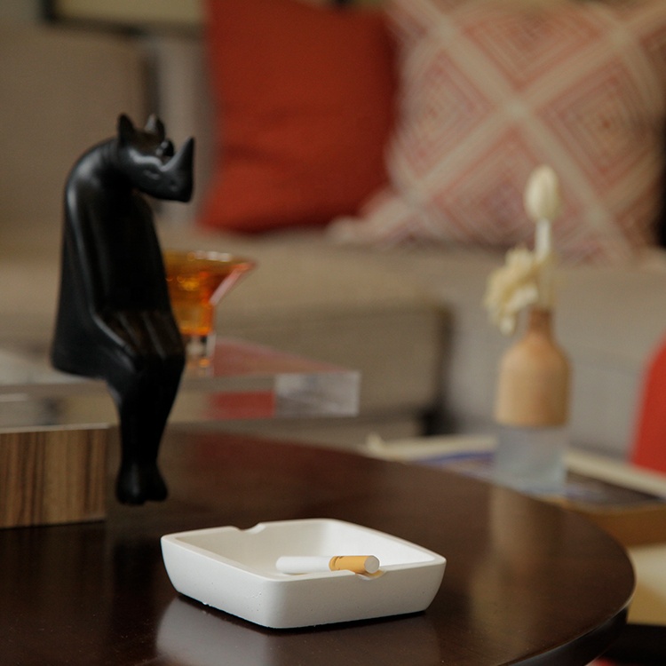 4-inch square shape solid color custom logo ashtrays small cigar ashtray