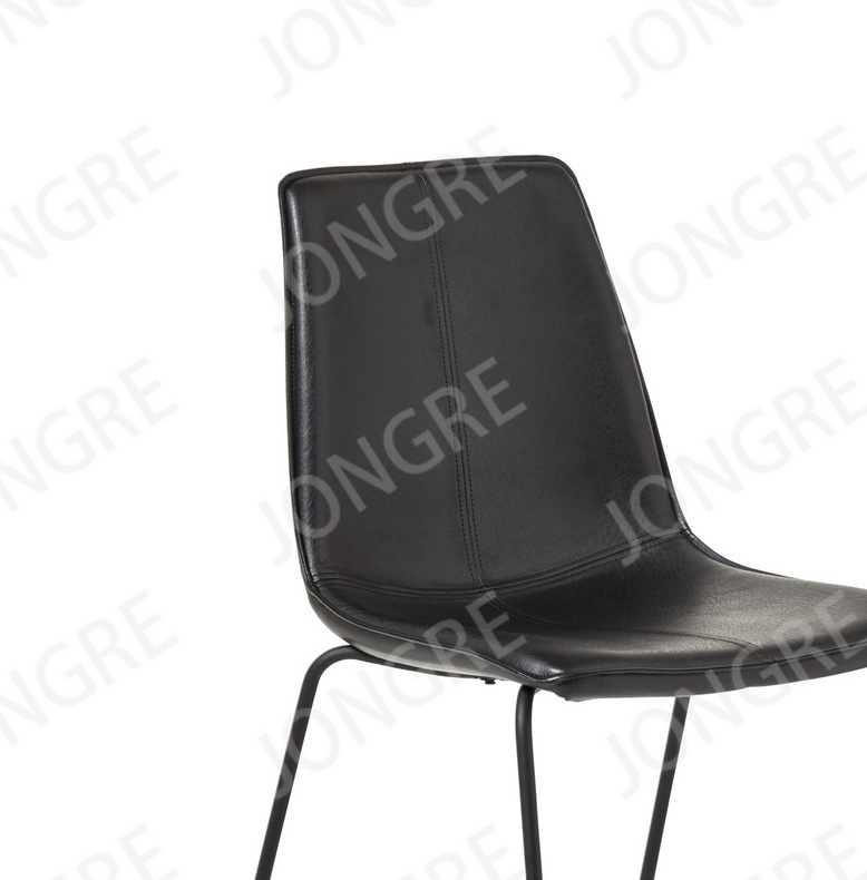 Menton Chair