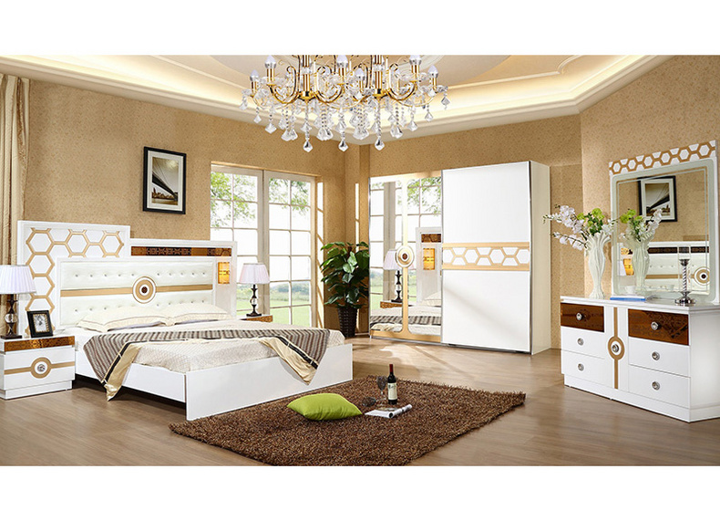 651# Light Luxury Bedroom Furniture Set