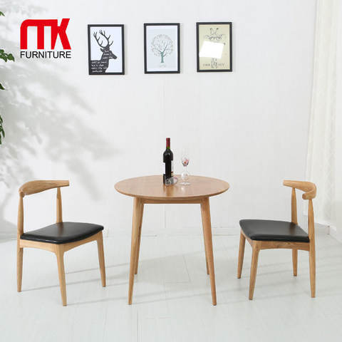 Small Round Oak Dining Table with 4 Legs