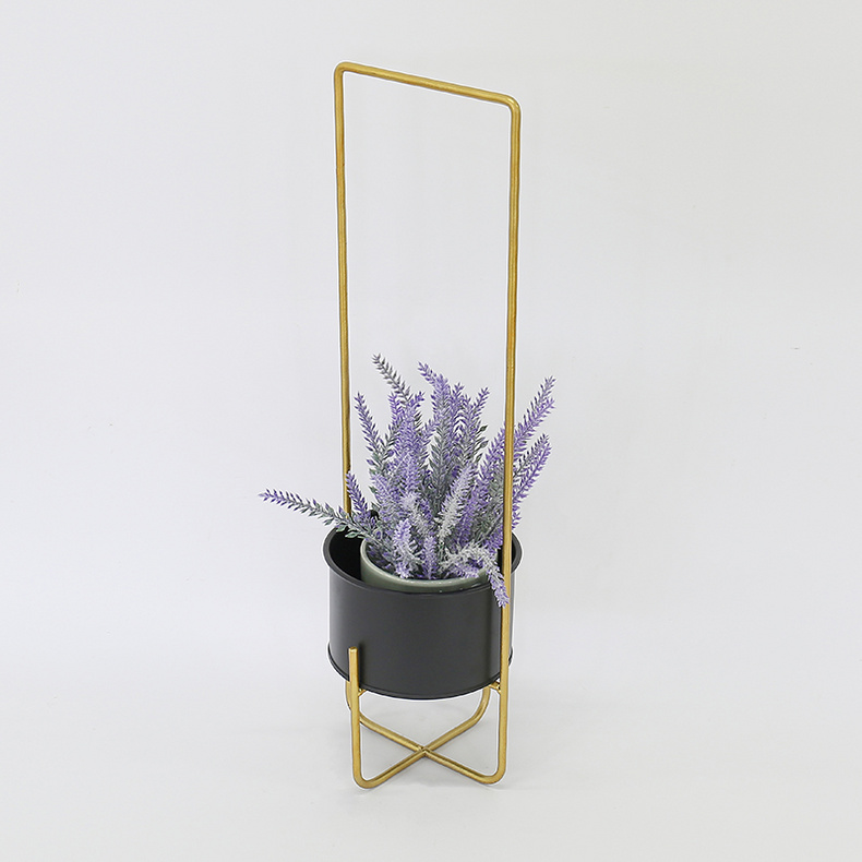 Metal flowerpot stand