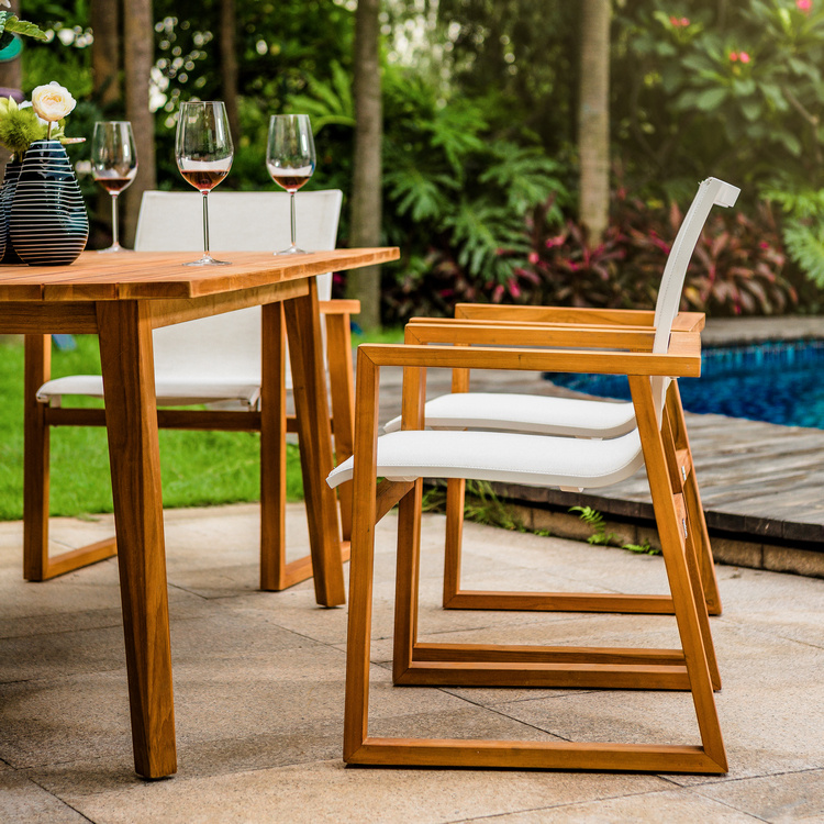 Charleswood Manor Rectangular Teak Dining Set