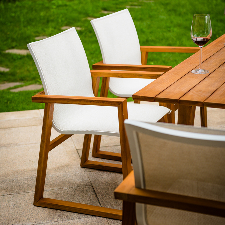 Charleswood Manor Rectangular Teak Dining Set