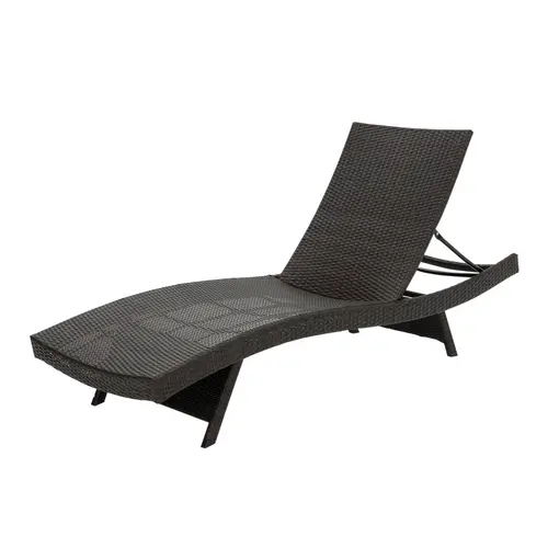 Chaise longur in stock