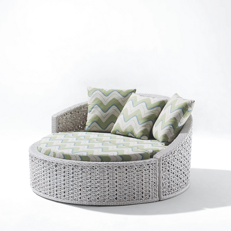 Vichy Round Daybed with Removable Ottoman