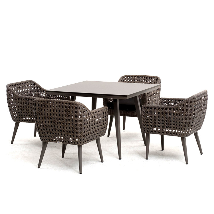 Voyage Garden Dining Set in Basket Weaving Style