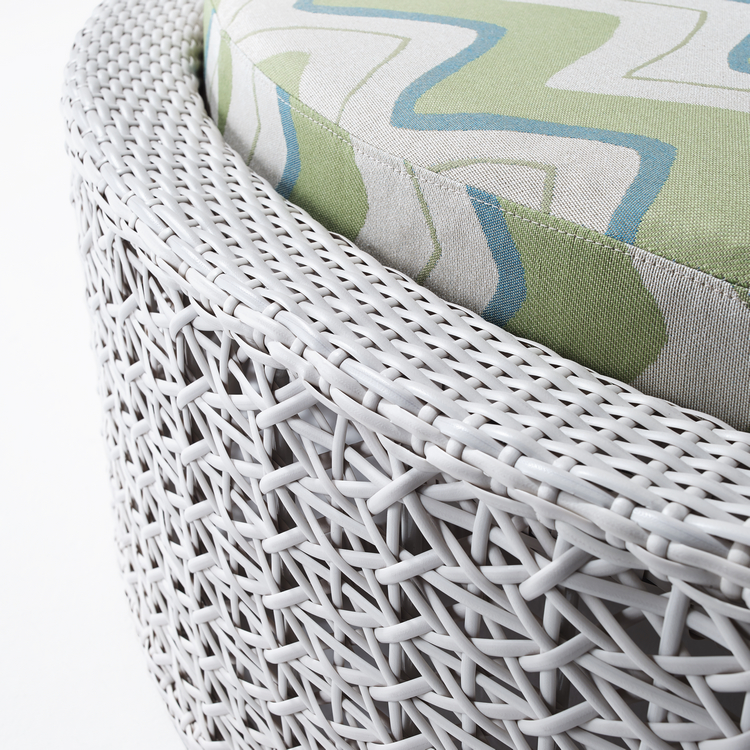 Vichy Round Daybed with Removable Ottoman