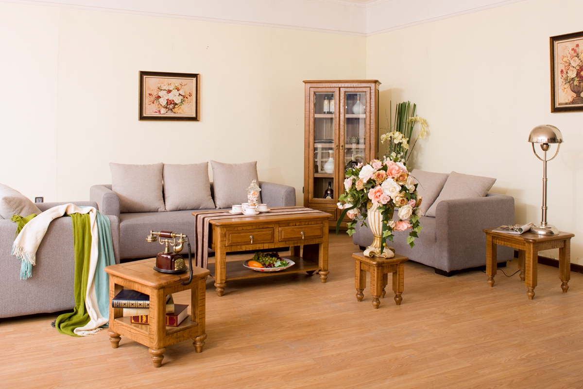 European style solid wood grey wash display Cabient