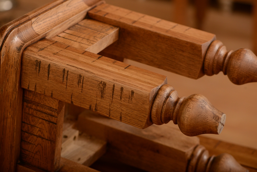 European style solid wood grey wash display Cabient