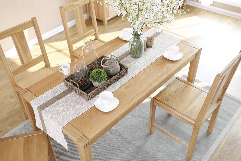 2021 New Design Modern Stye Natural Solid Oak Dining Table for Dining room furniture