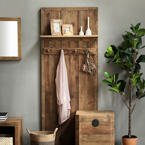 WALL HANGER