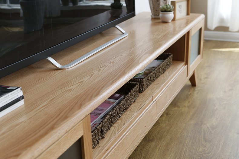 2021 New Design Nordic Stye Natural Solid Oak    1.8m TV Cabinet