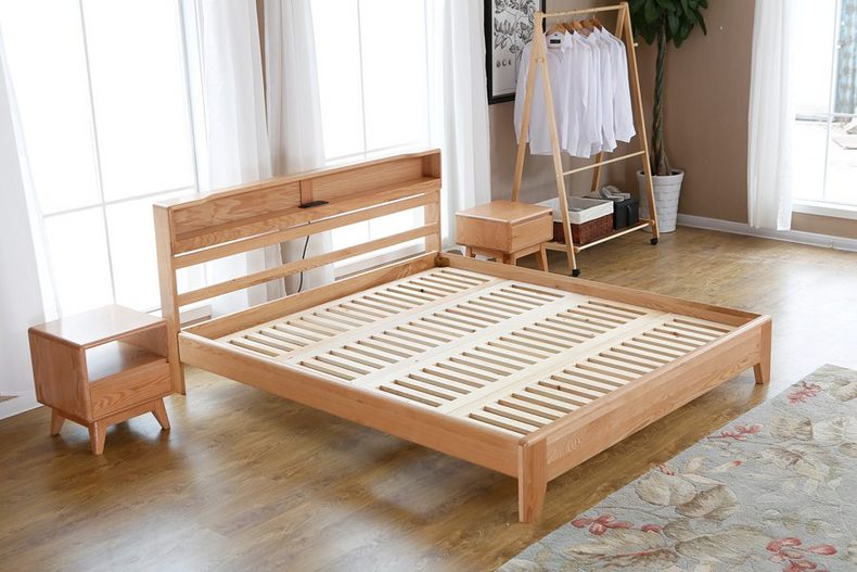 2021 New Design Nordic Stye Natural Solid  WoodKing Size Bed with soft bed head for Bedroom furniture