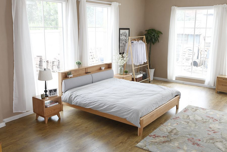 2021 New Design Nordic Stye Natural Solid  WoodKing Size Bed with soft bed head for Bedroom furniture