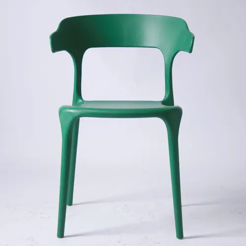 PLASTIC DINING CHAIR