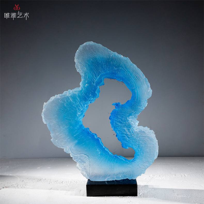 Transparent resin sculpture