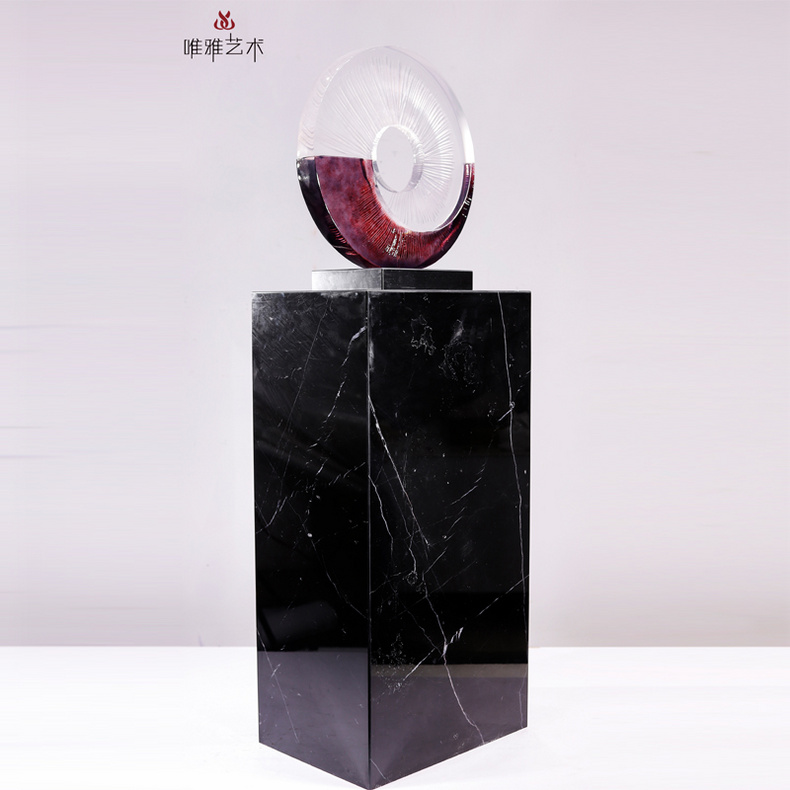 Transparent resin sculpture