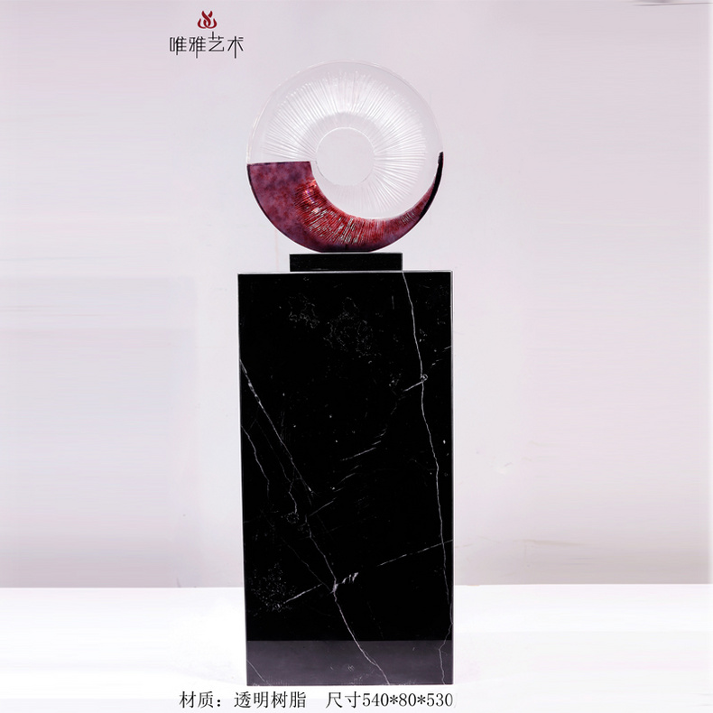 Transparent resin sculpture