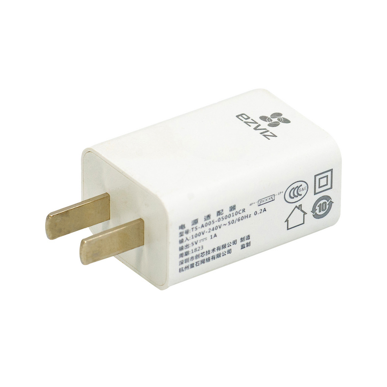 ITEM#:X19CG07CE-1.5" USB Power Adapter,5V1A,CE Approved-SIZE:6 X 3 X 2CM-MATERIAL:90% Plastic,10% Iron-PACKING:100/500/0.0306CBM