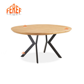Round extension table