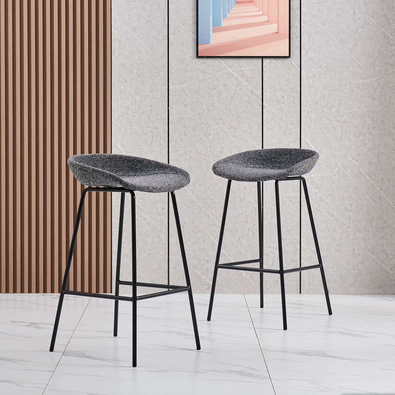 BAR STOOL