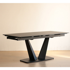 Junkle dining table