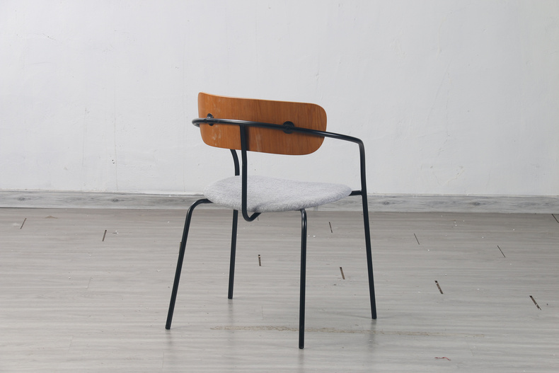 C-1386 Bent wood metal frame dining chair