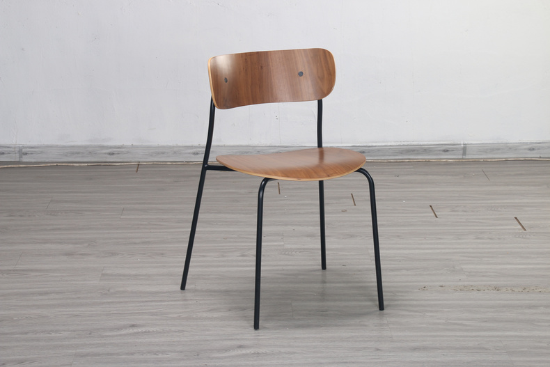 C-1389 Bent wood metal frame dining chair