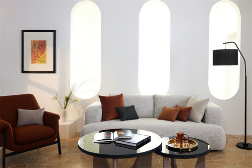ASHTION SET OF TABLES