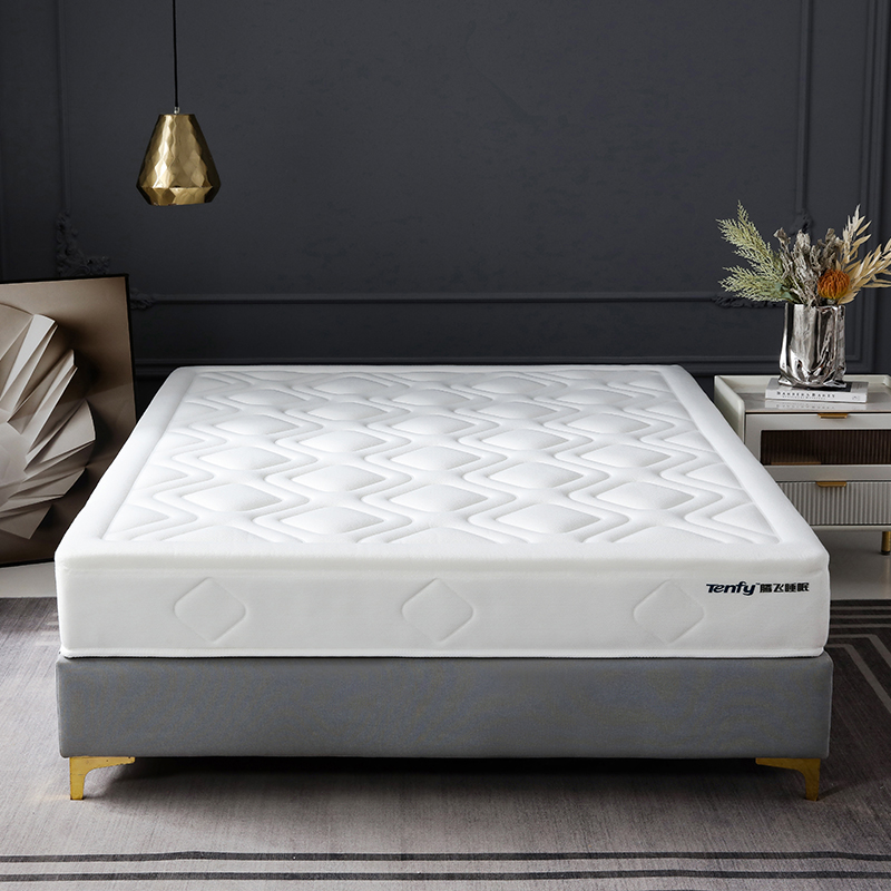 Seamless molded Mattress