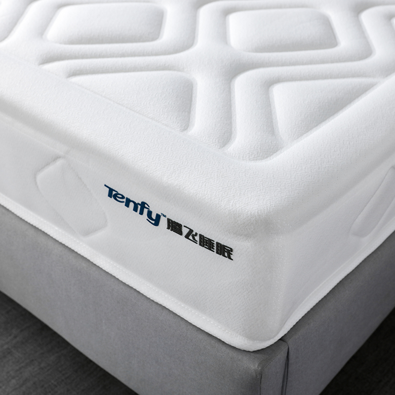 Seamless molded Mattress
