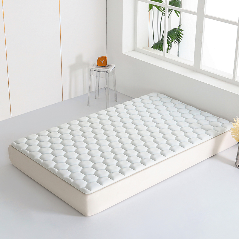 Seamless Mattress Topper