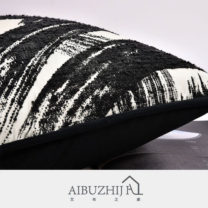 AIBUZHIJIA Chinese Classic Black and White Cushion Cover Luxury Decorative Velvet Throw Pillow Cover