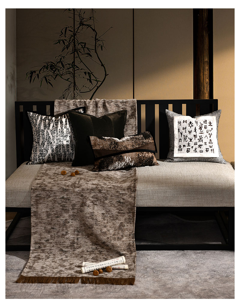 AIBUZHIJIA Black Border Throw Pillow Case Home Decor Cushion Cover Luxury High End Decorative Pillow Cover