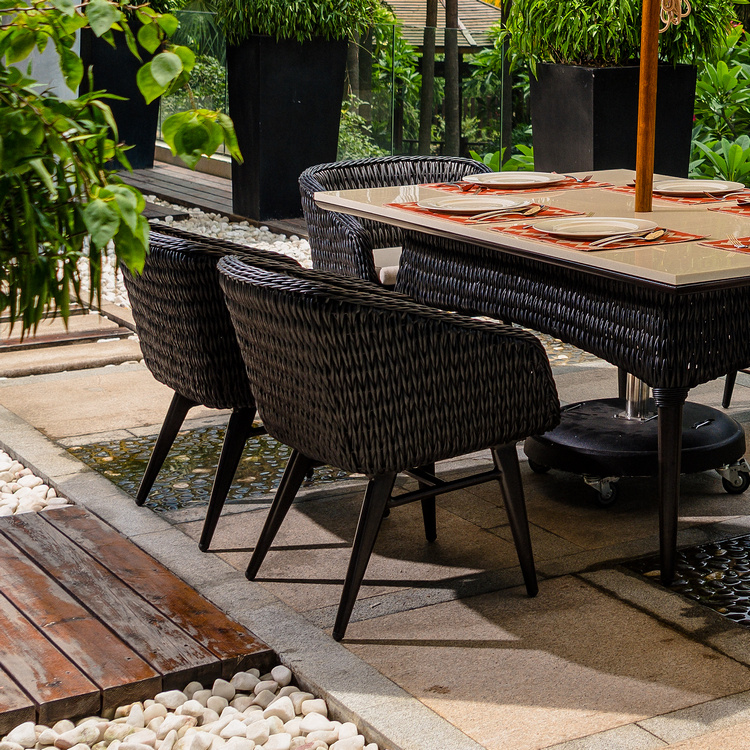 Vada Outdoor Twisted Wicker Dining Set