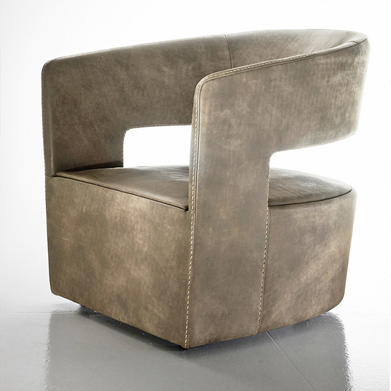 CH340 chair