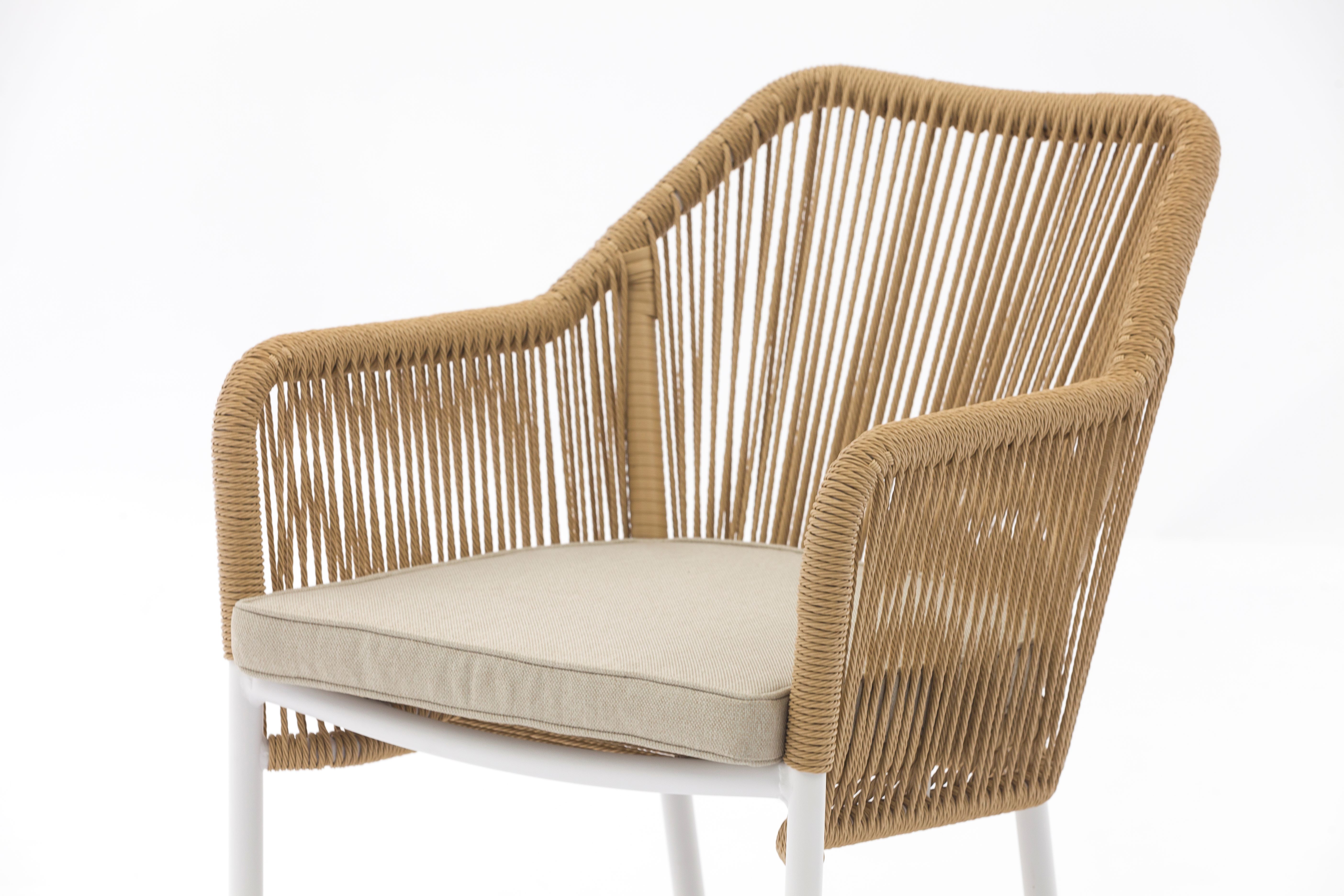 Wales Outdoor dining stackable aluminum rattan bistro wicker chair polyester cushion - AD692029R