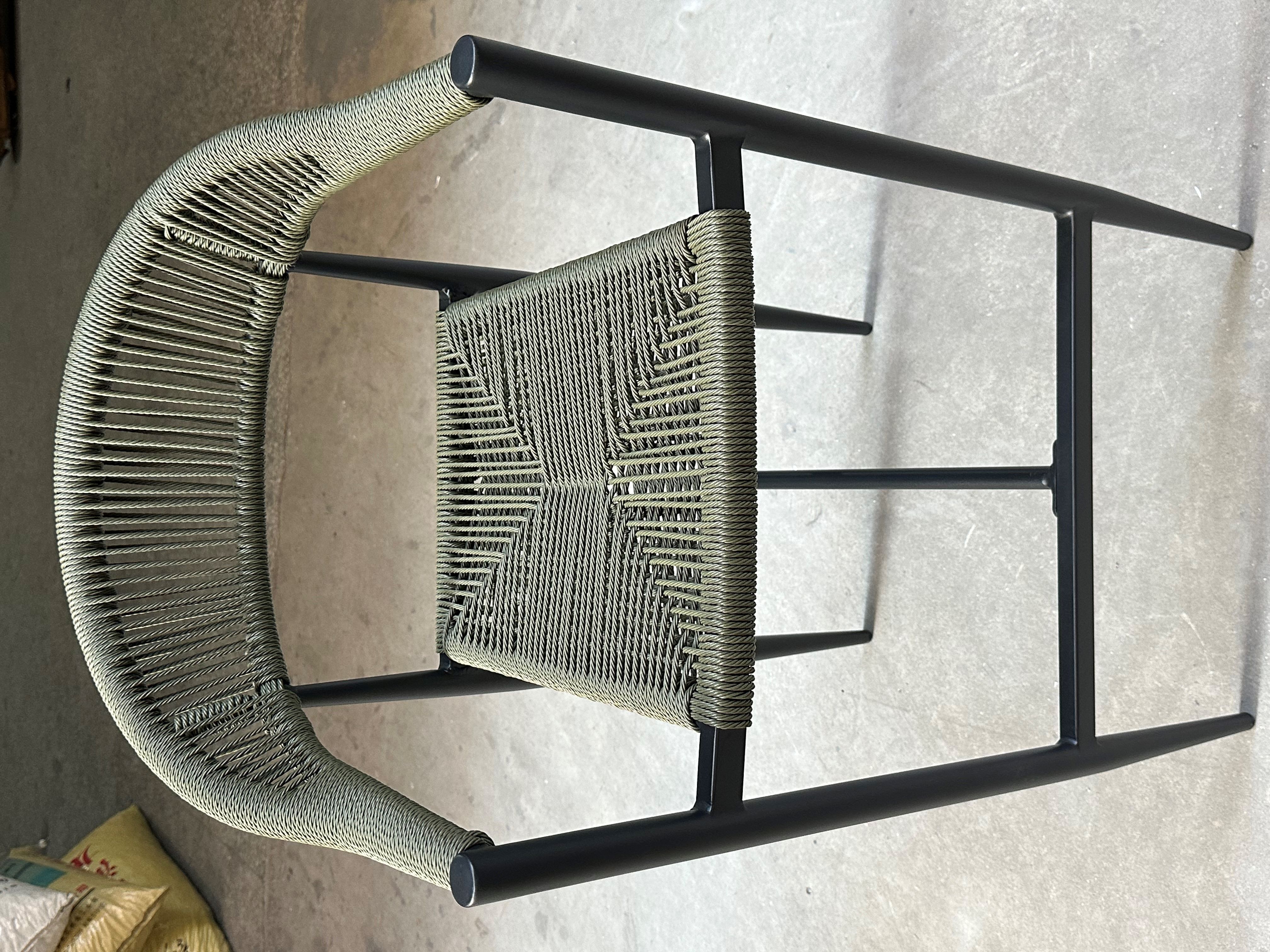 Almelo alum rattan bar chair with armrest-"T"foot K/D-AD602001B